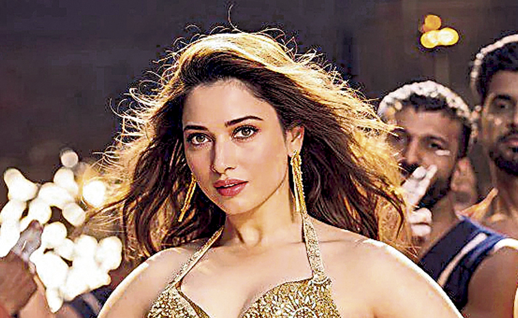 Tamanna-Dancing.jpg