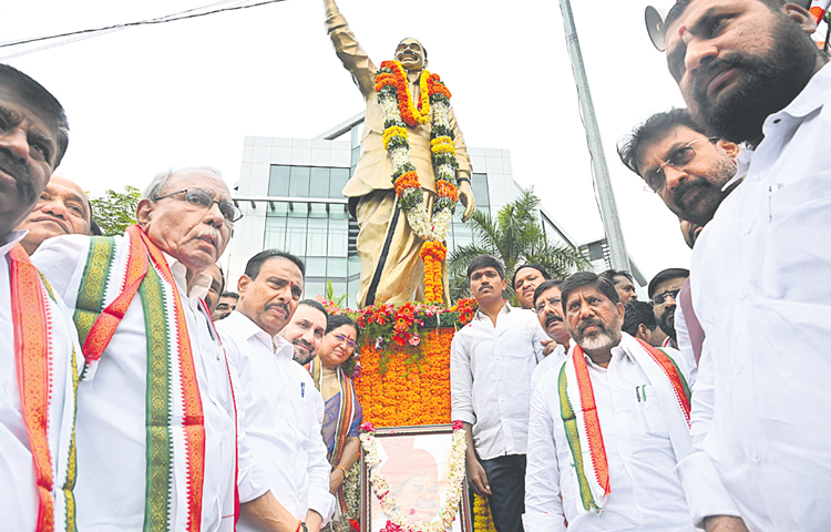 ysr.jpg