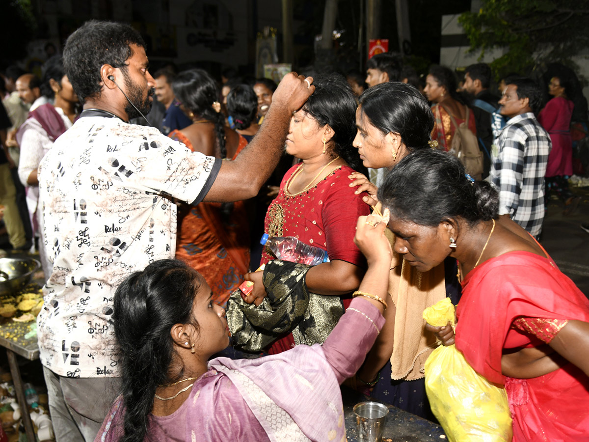 Devotional_20_20Simhachalam_20Giri_20Pradakshina_20in_20Visakhapatnam_20Photos__20_2818_29.jpg 18