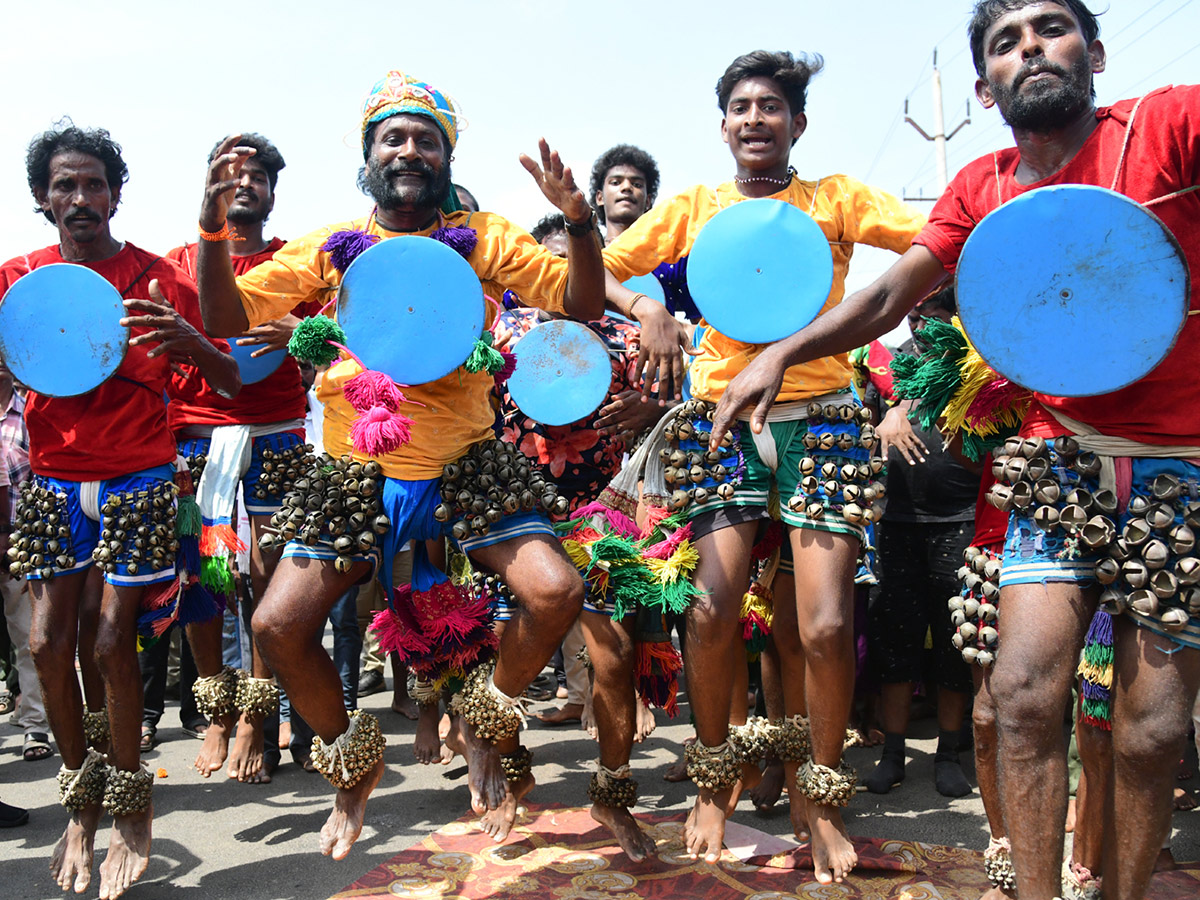 Devotional_20_20Simhachalam_20Giri_20Pradakshina_20in_20Visakhapatnam_20Photos__20_2823_29.jpg 23