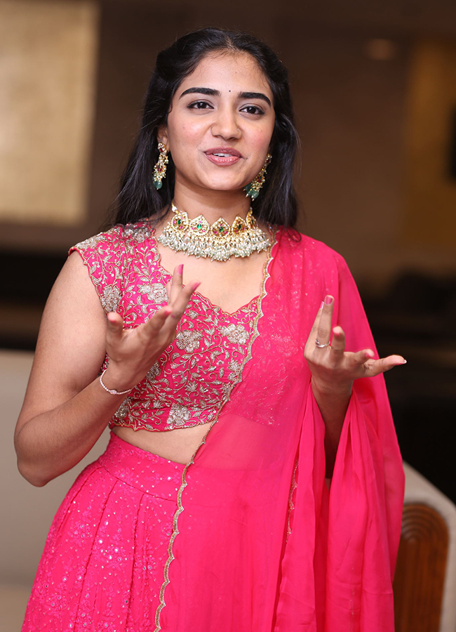 Oh_20Bhama_20Ayyo_20Rama_20Movie_20Actress_20Malavika_20Manoj_20Photos__20_287_29.jpg 7