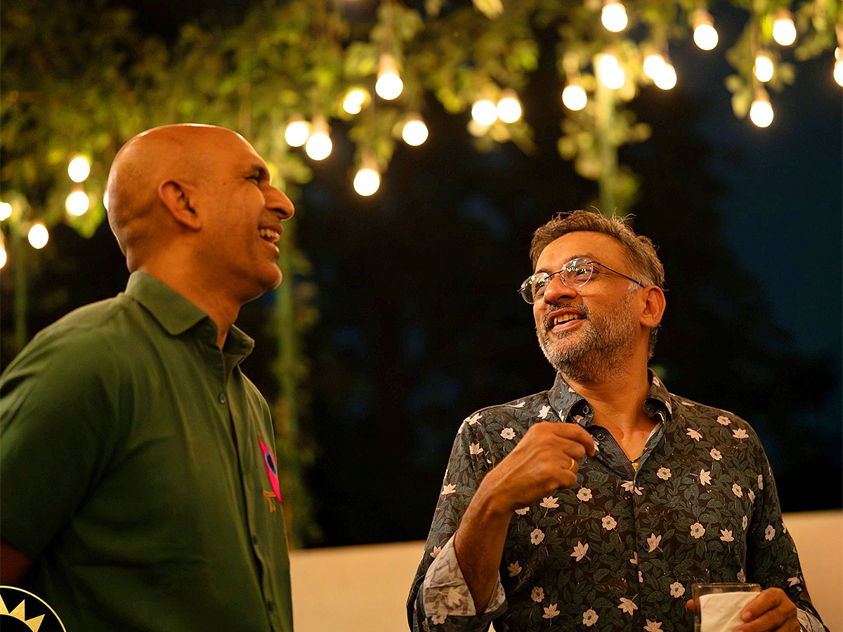 Celebrating_2010_20Years_20Of_20Baahubali_20Party_20Photos_20Goes_20Viral__20_2813_29.jpg 13