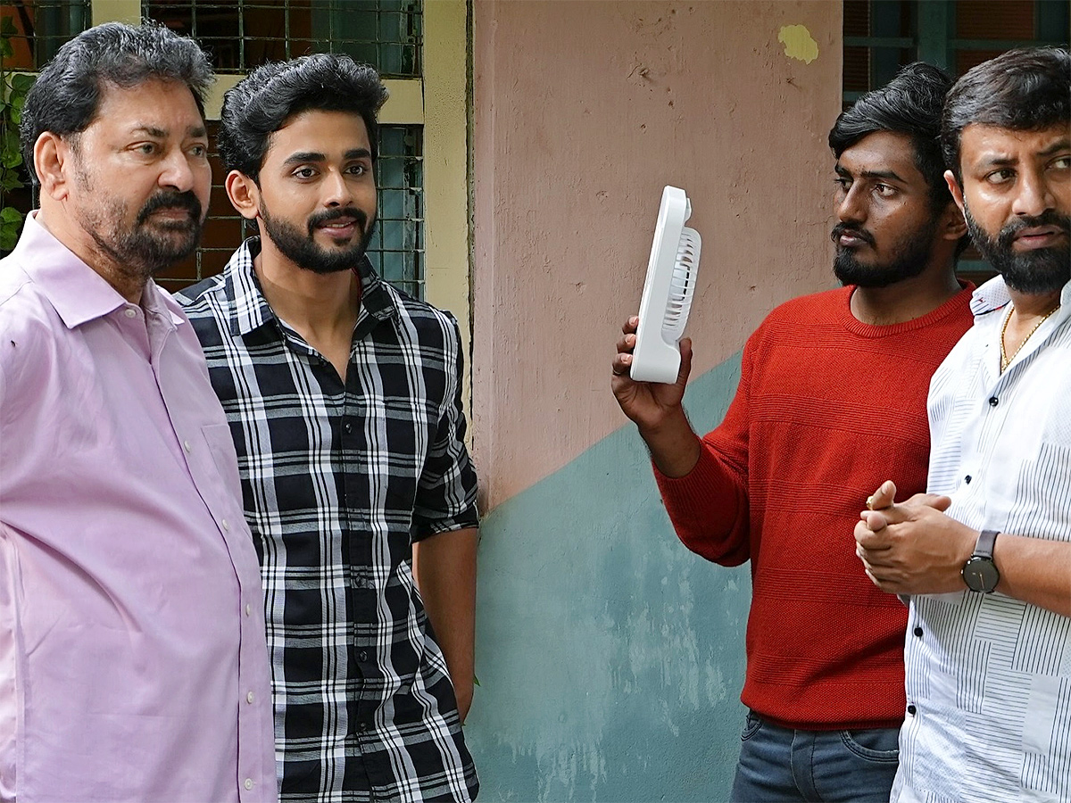 Gautham_20Krishna_20Solo_20Boy_20Movie_20Shooting_20Stills_20HD__20_2814_29.jpg 14
