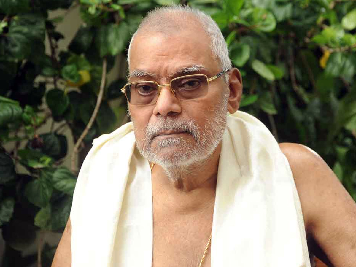 kota_20srinivasa_20rao15.jpg 17