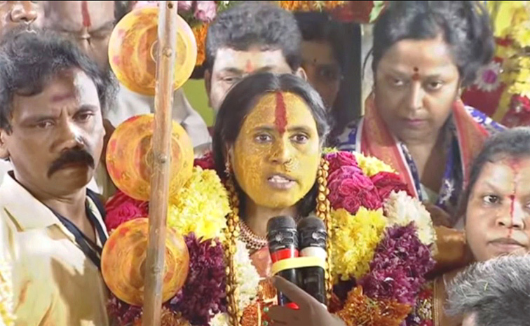 Matangi-Swarnalatha.jpg