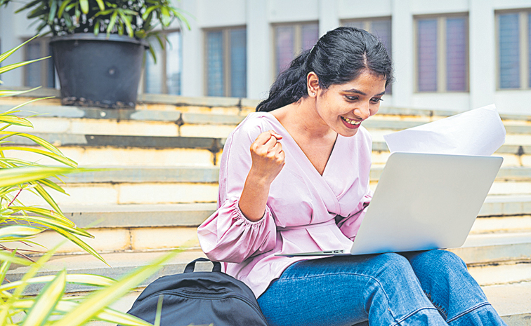 STUDENT--1461631828.jpg