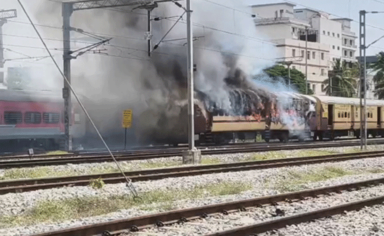 trainaccident1.gif