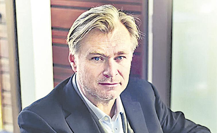 Christopher-Nolan.jpg