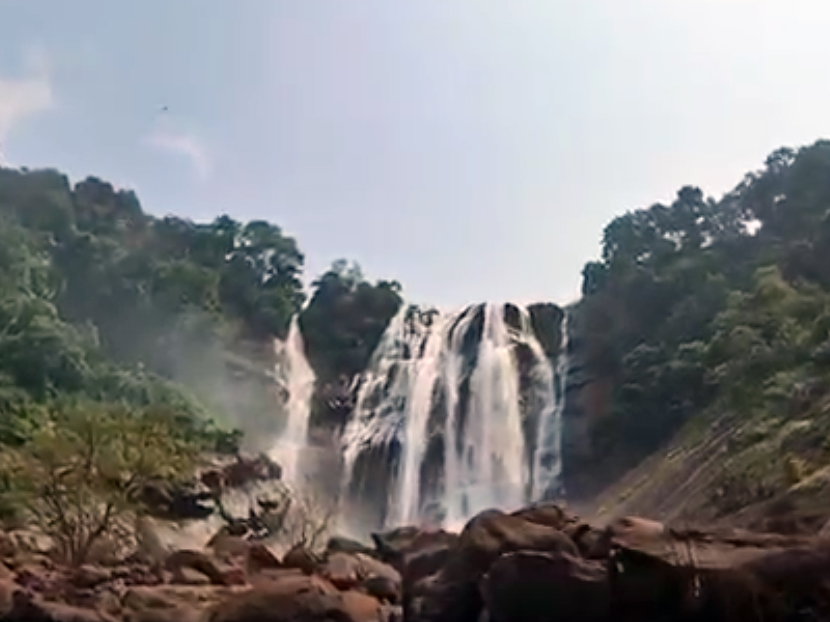 waterfalls9.jpg 10