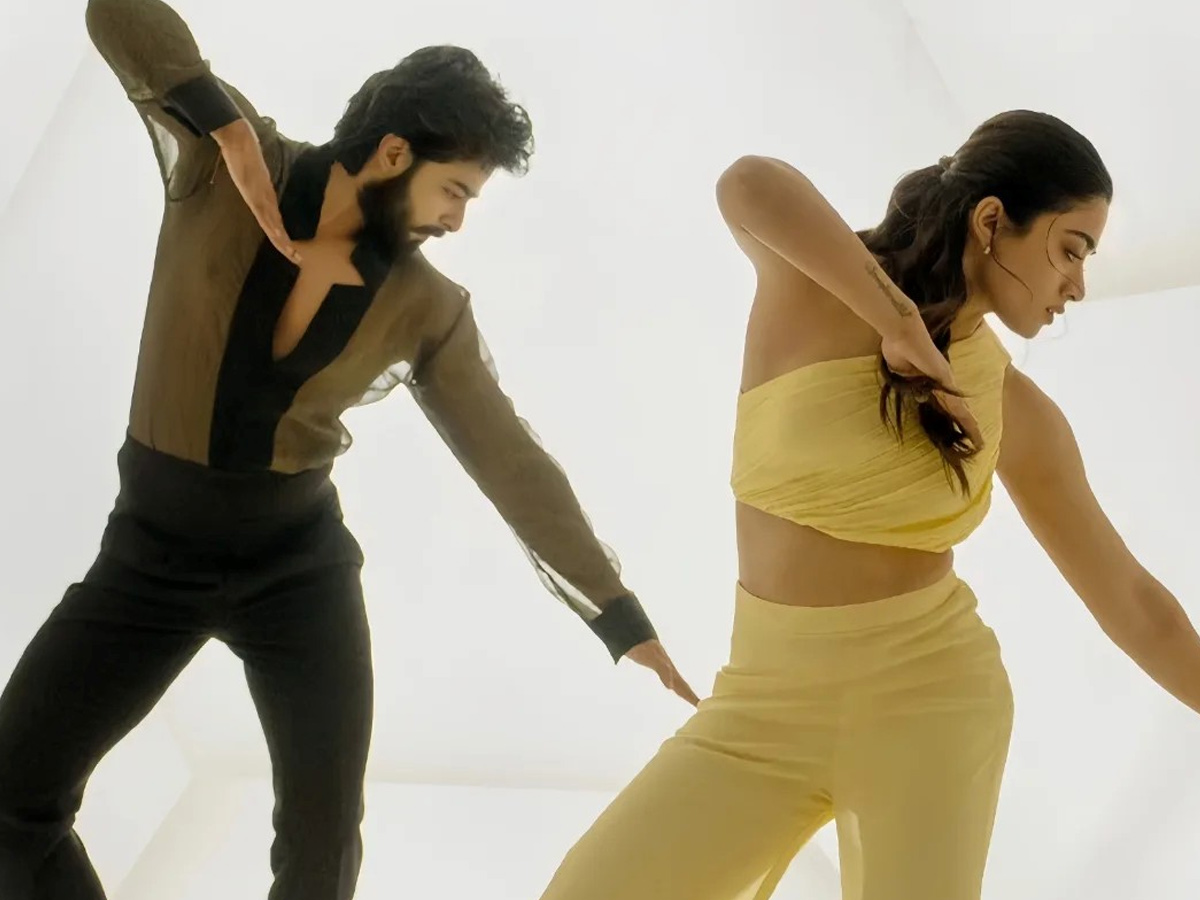 Actress_20Rashmika_20_26_23039_3BNadive_26_23039_3B_20Song_20HD_20Stills_1_20_288_29.jpg 1
