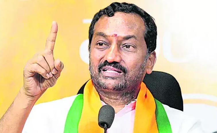 Mp-Raghunandan-Rao-Receives.jpg