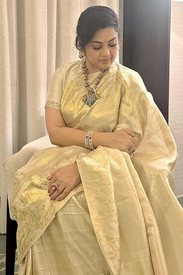 Actress_20Meena_20Latest_20Beautiful_20Photos_20_285_29.jpg 6