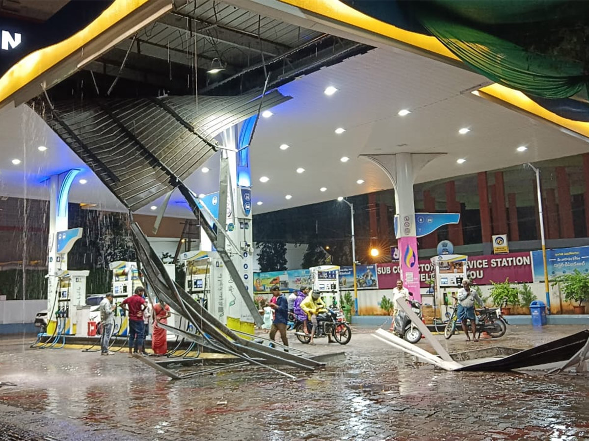 Heavy_20Rain_20in_20Vijayawada_20Today_20Photos__20_2829_29.jpg 29