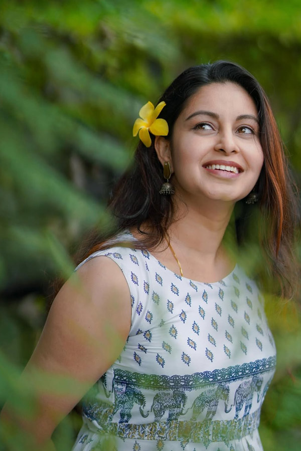 Tollywood_20Actress_20Abhinaya_20enjoying_20Her_20Kerala_20vacation_20Photos_20_282_29.jpg 3
