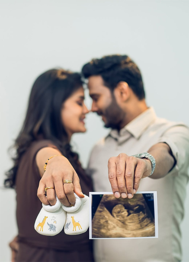 Bigg_20Boss_20fame_20Sonia_20Akula_20announced_20her_20pregnancy__20_284_29.jpg 4