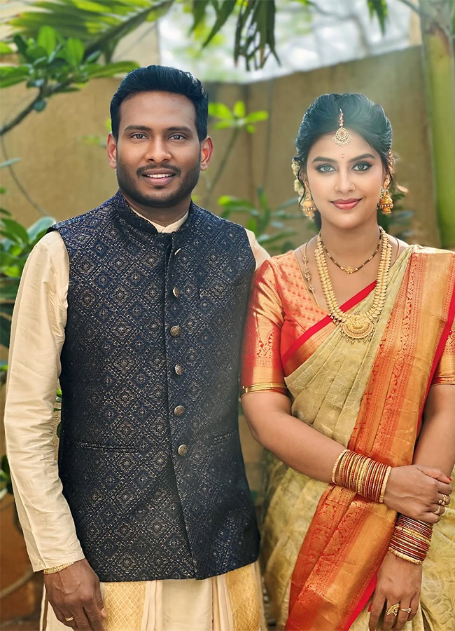 Bigg_20Boss_20fame_20Sonia_20Akula_20announced_20her_20pregnancy__20_288_29.jpg 8