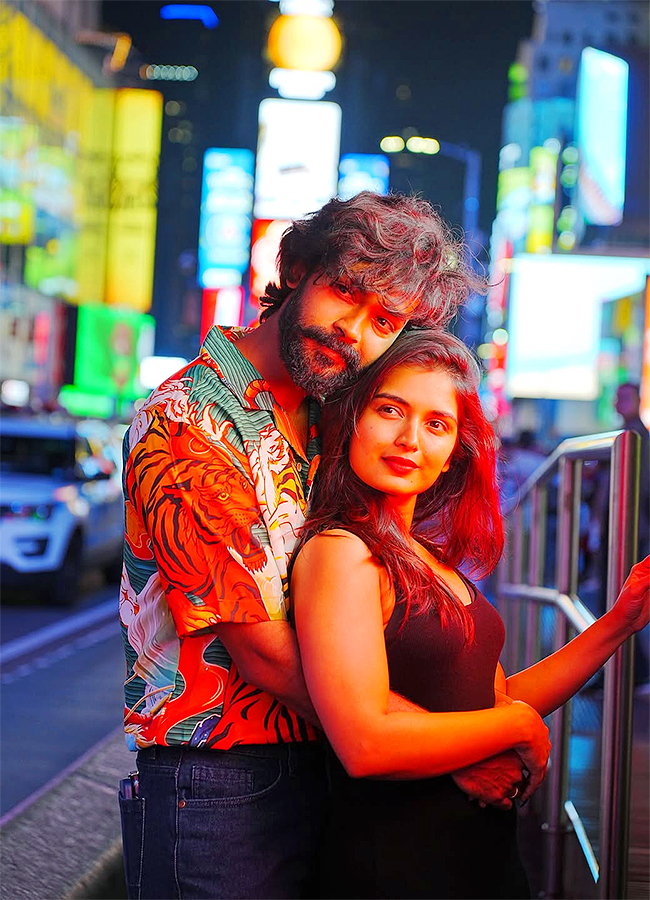 Actress_20Bigg_20Boss_20Fame_20Priyanka_20Jain_20in_20New_20York_20Photos_20Viral__20_2811_29.jpg 11