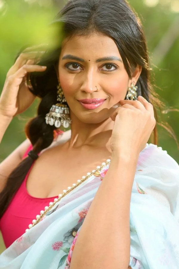 Vidhu_20Ishiqa_20wins_20Mrs_20Earth_20International_202025_20Photos_20_284_29.jpg 4