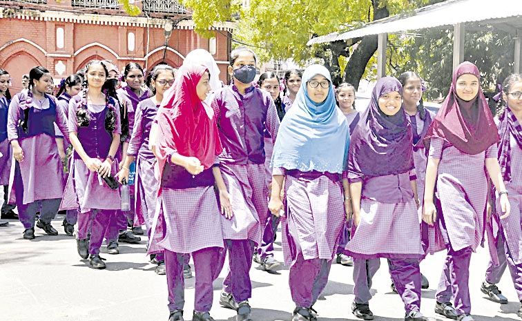 GOVT.SCHOOL.jpg