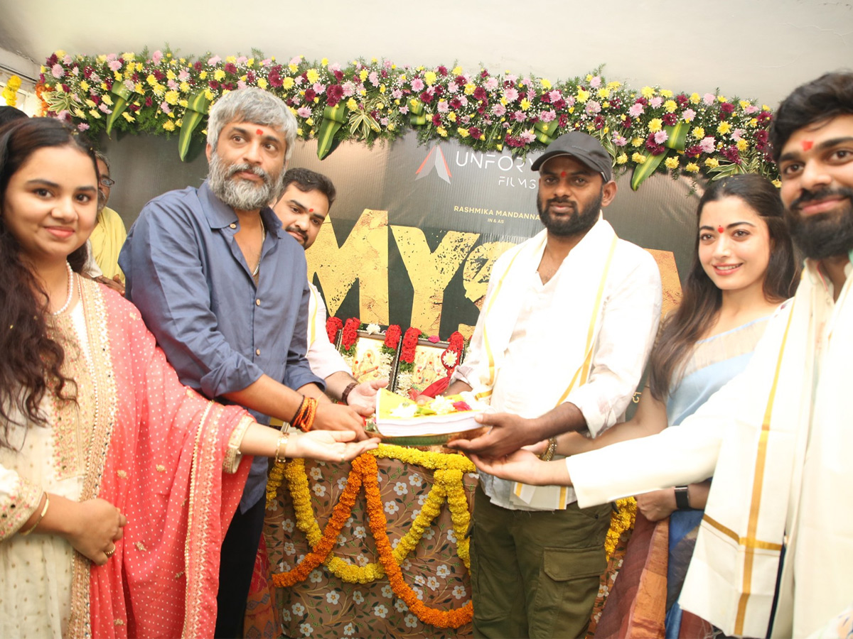 Rashmika_20Mandanna_20MYSAA_20Movie_20Opening_20Photos_20_281_29.jpg 2