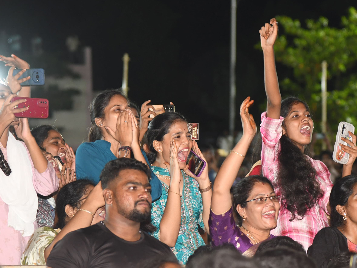 kingdom_20movie_20trailer_20launch_20event_20at_20tirupathi11.jpg 12