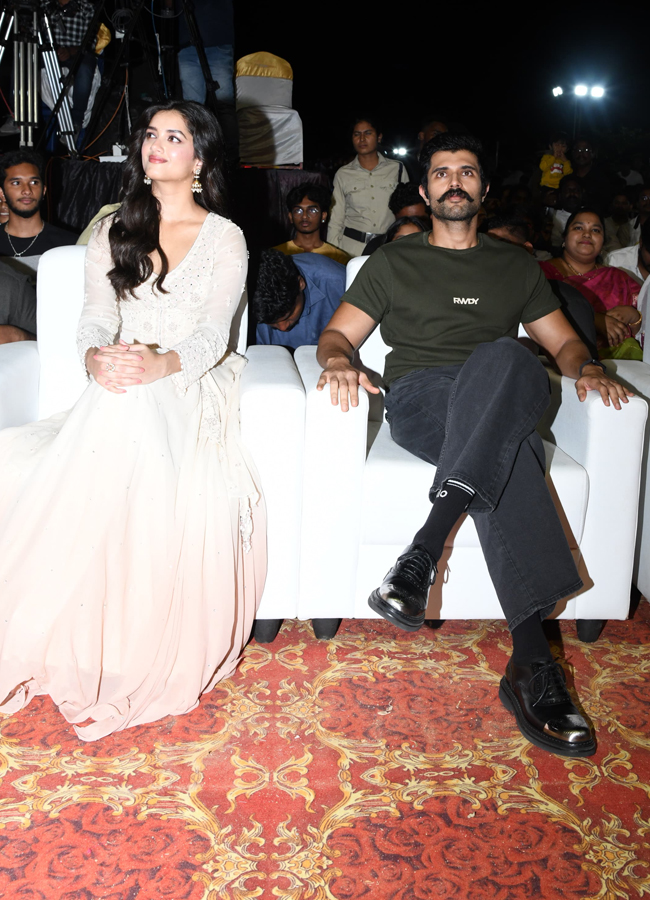 kingdom_20movie_20trailer_20launch_20event_20at_20tirupathi2.jpg 3