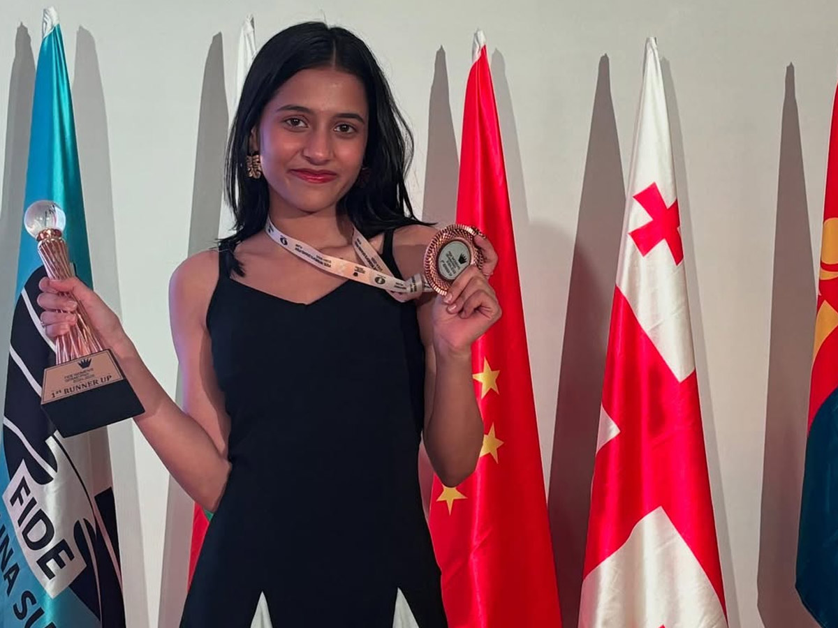 Divya_20Deshmukh_20is_20the_20first_20Indian_20woman_20champion_2C_20Becomes_20Grandmaster_20Photos_20_284_29.jpg 5