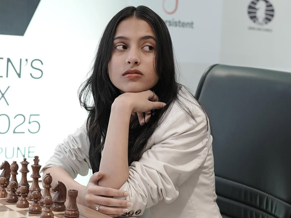 Divya_20Deshmukh_20is_20the_20first_20Indian_20woman_20champion_2C_20Becomes_20Grandmaster_20Photos_20_285_29.jpg 6