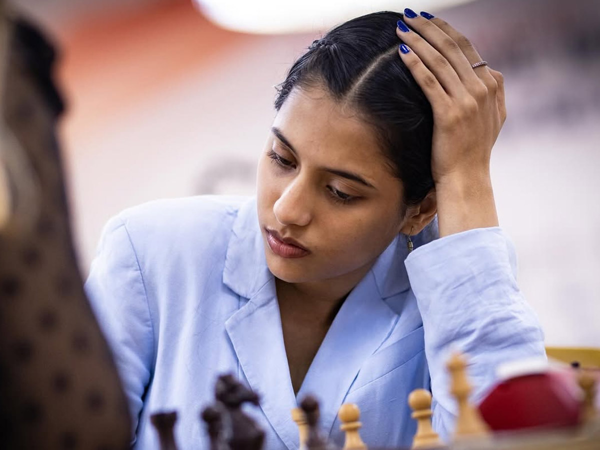 Divya_20Deshmukh_20is_20the_20first_20Indian_20woman_20champion_2C_20Becomes_20Grandmaster_20Photos_20_286_29.jpg 7