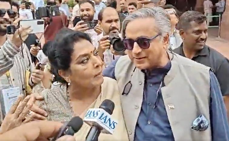 Shashi-Tharoor.jpg
