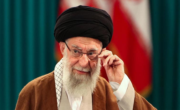 khameni.jpg