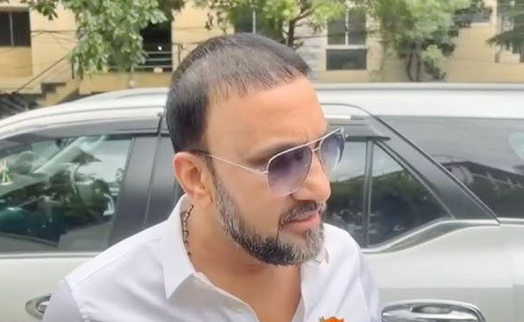 Feroz-Khan.jpg