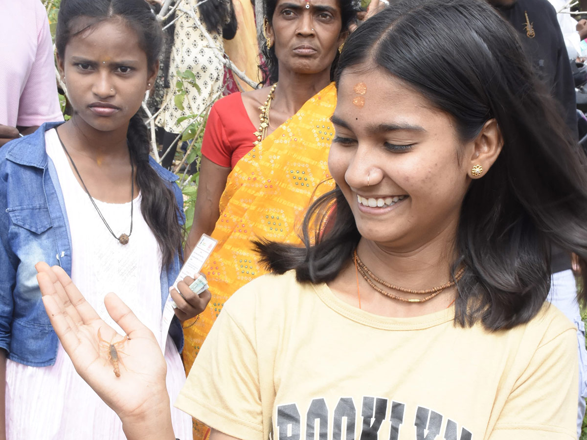 Tella_20Panchami_20in_20Mahabubnagar__20_2812_29.jpg 12