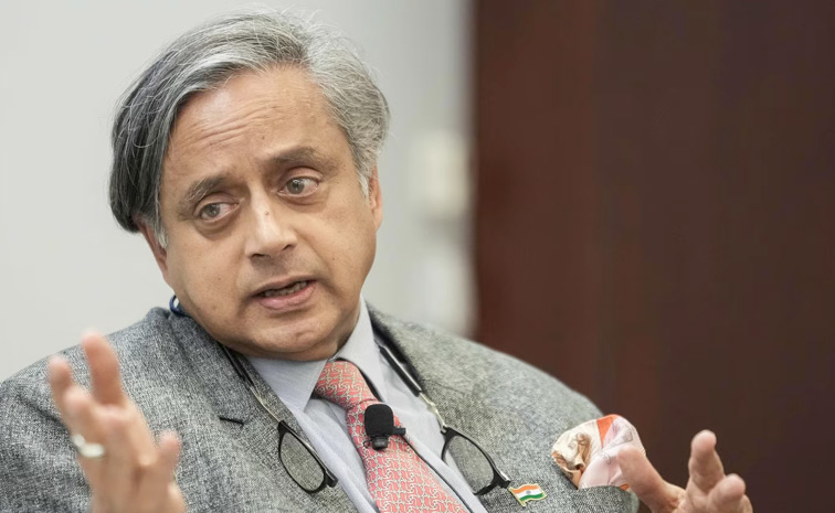 Shashi-Tharoor1.jpg