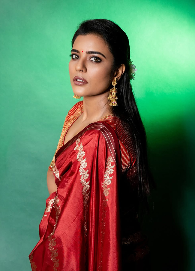 Tollywood_20Actress_20Aishwarya_20Rajesh_20Latest_20Photos_17.jpg 17