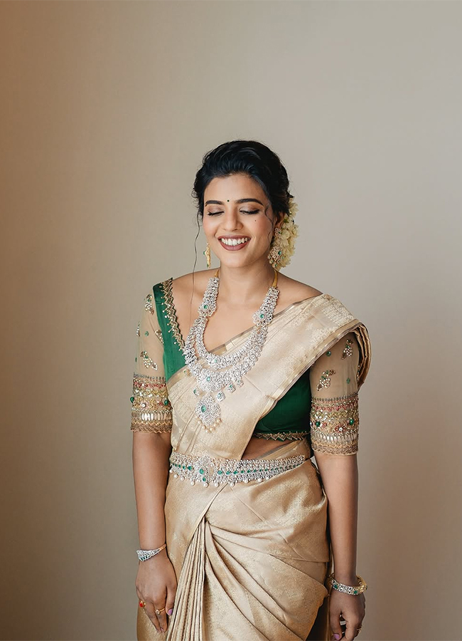 Tollywood_20Actress_20Aishwarya_20Rajesh_20Latest_20Photos_18.jpg 18