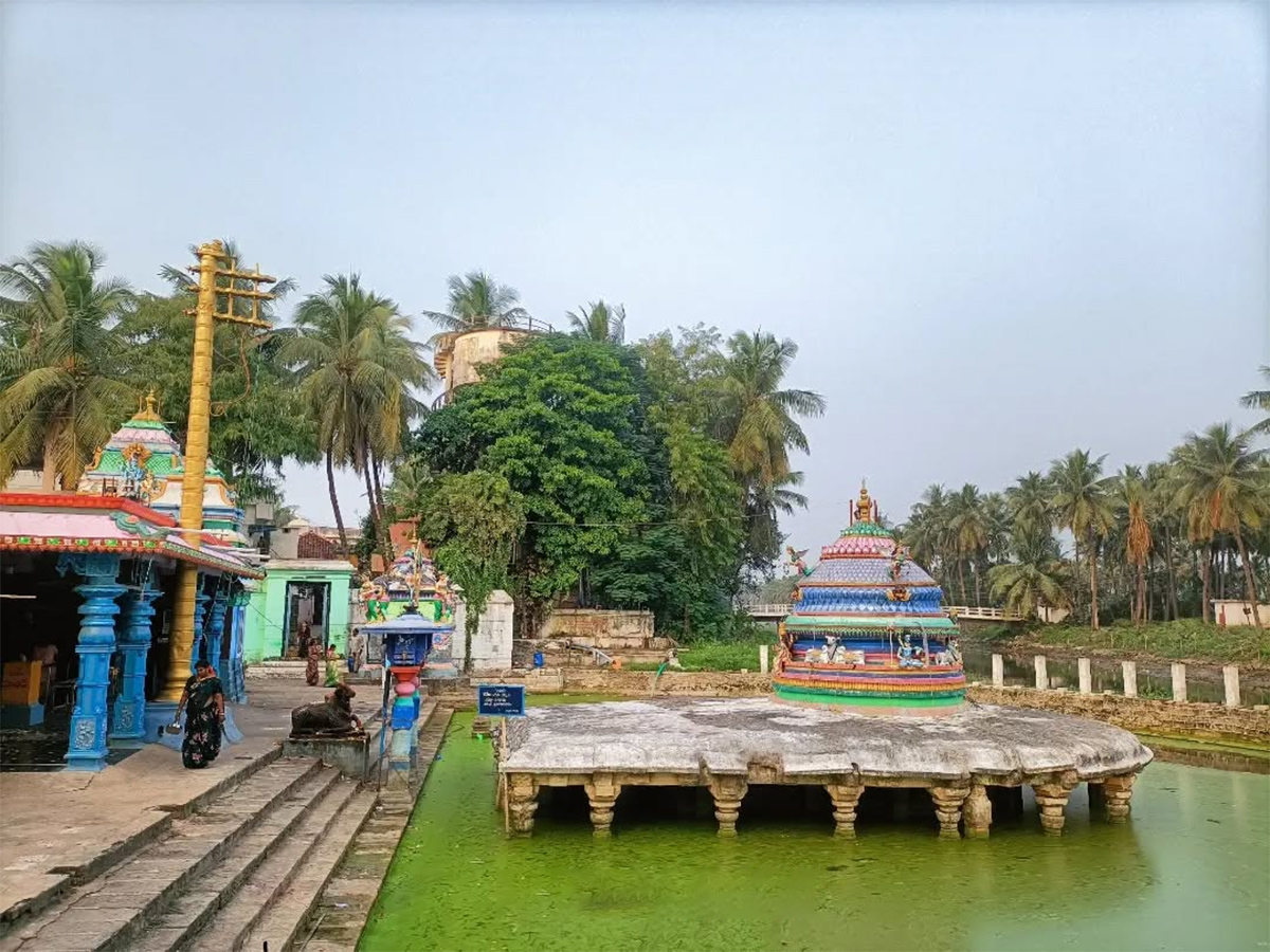 Natta_20Rameswara_20Temple_20Penumantra_20West_20Godavari_20District_9.jpg 9