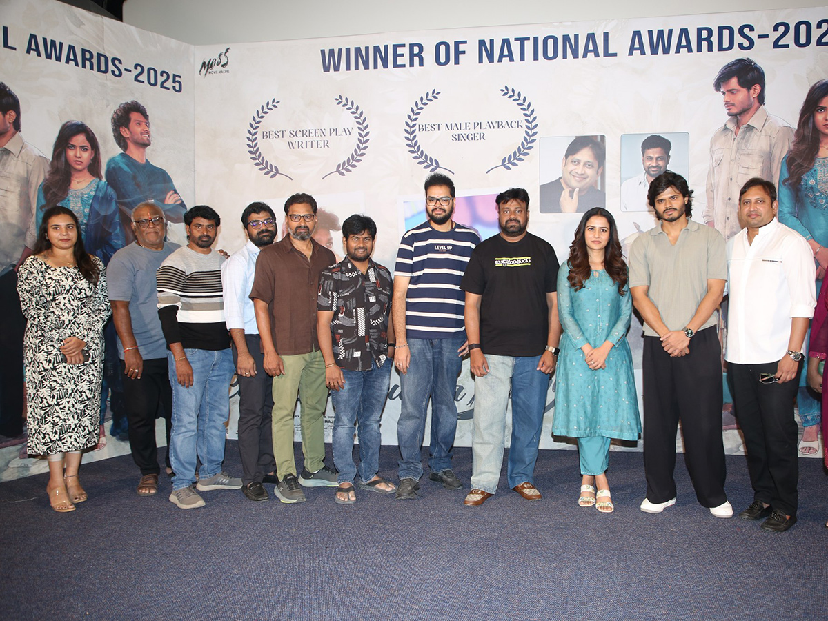 Photos_20_20Baby_20m_20National_20Award_20Press_20Meet_8.jpg 6