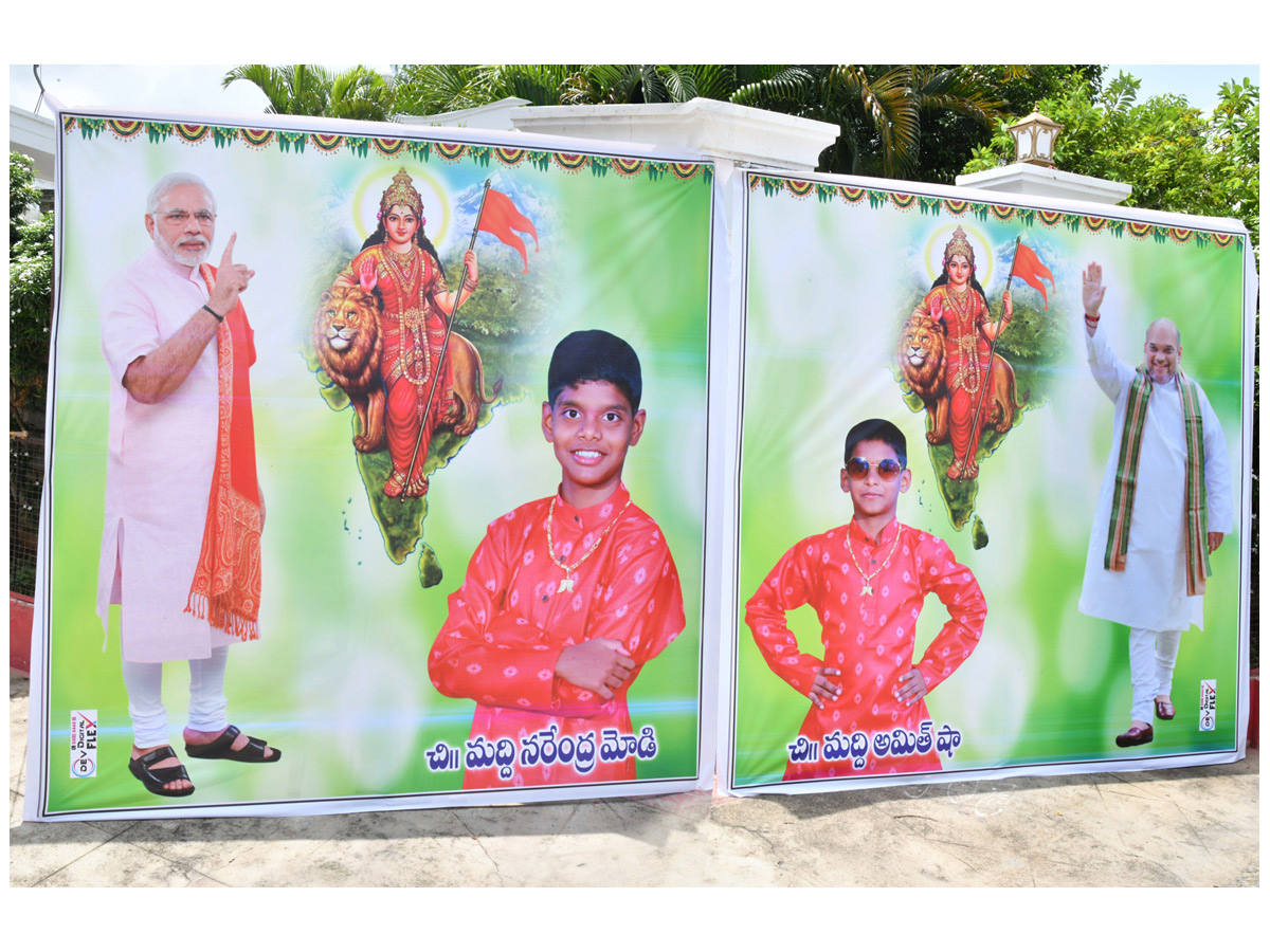 Best_20Photos_20of_20The_20Week_20in_20AP_20and_20Telangana_20Photo_20Gallery_20_2818_29.jpg 15