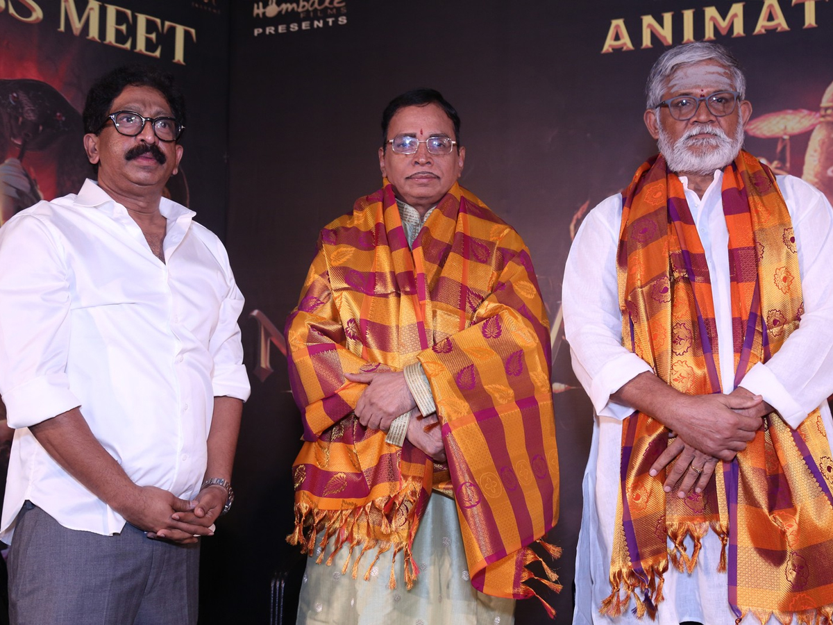 Narasimhavatar_20success_20meet7.jpg 7