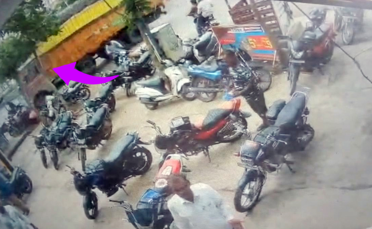 lorry_20accident.jpg