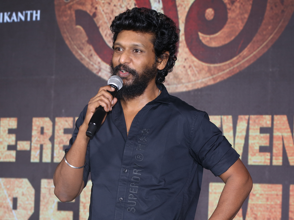 Coolie_20movie_20pre_20release_20event_20in_20hyd14.jpg 15