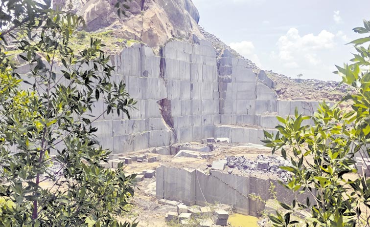 granite-quarry.jpg