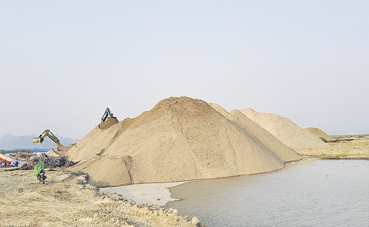 sand.jpg