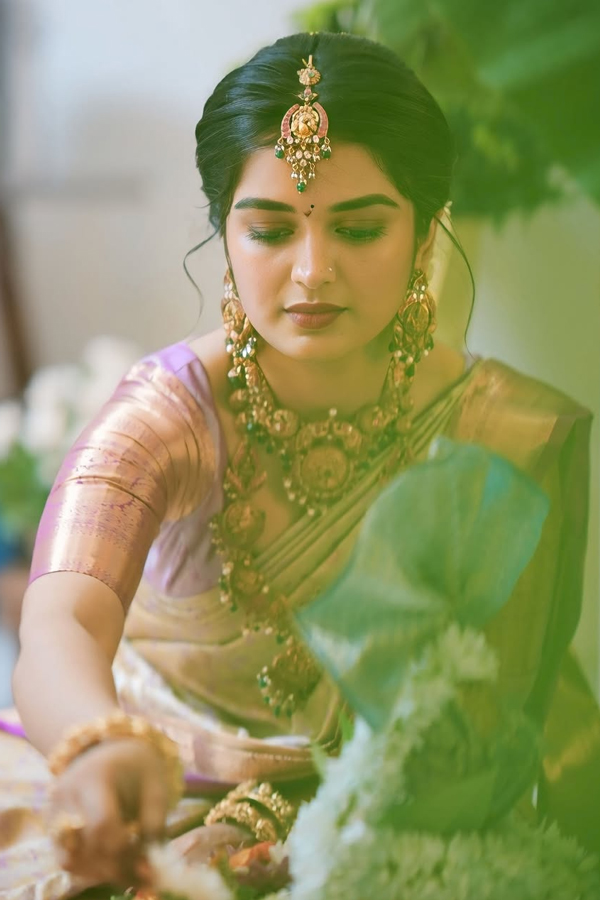 Bigg_20BOss_20Fame_20Priyanka_20Jain_20Participated_20In_20Varalakshmi_20Vratham_20pooja_20Photos_20_282_29.jpg 3