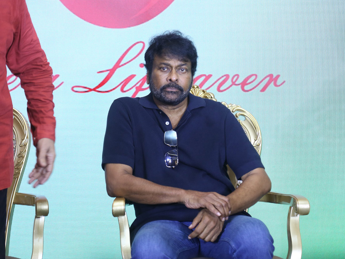 Chiranjeevi_20_20Mega_20Blood_20Donation_20Drive_20Phoenix_20Foundation_20Photos__20_2810_29.jpg 10