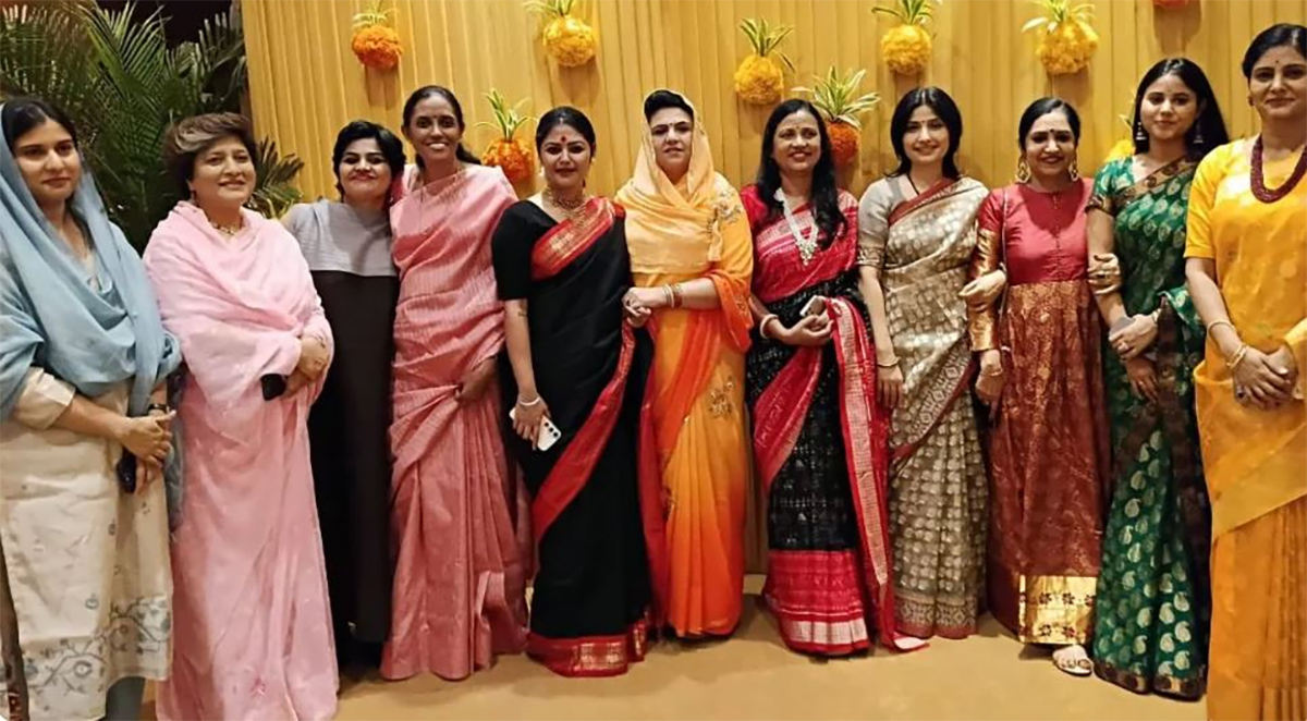 Mahua_20Moitra_20Pinaki_20Misra_20Host_20Wedding_20Reception_20Photos__20_2810_29.jpg 10