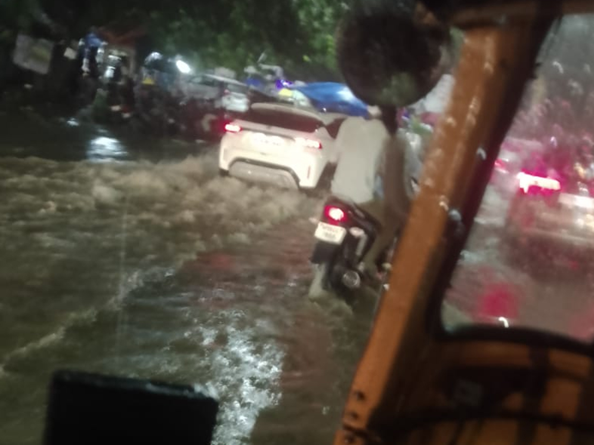 Rains_20in_20HYD7.jpg 9
