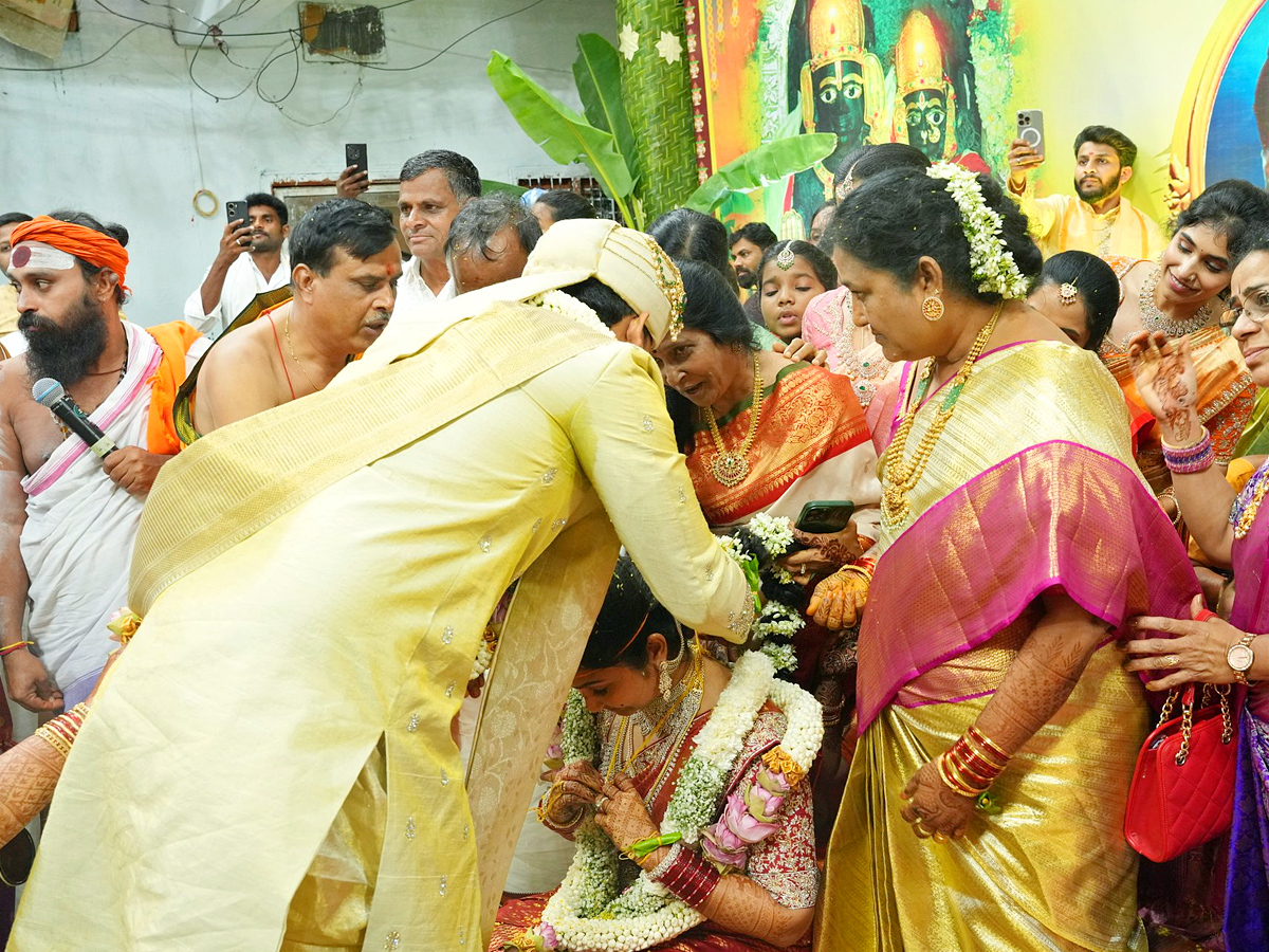 Grand_20MLA_20Jagga_20Reddy_20Daughter_20Marriage_20Photos_20_285_29.jpg 6