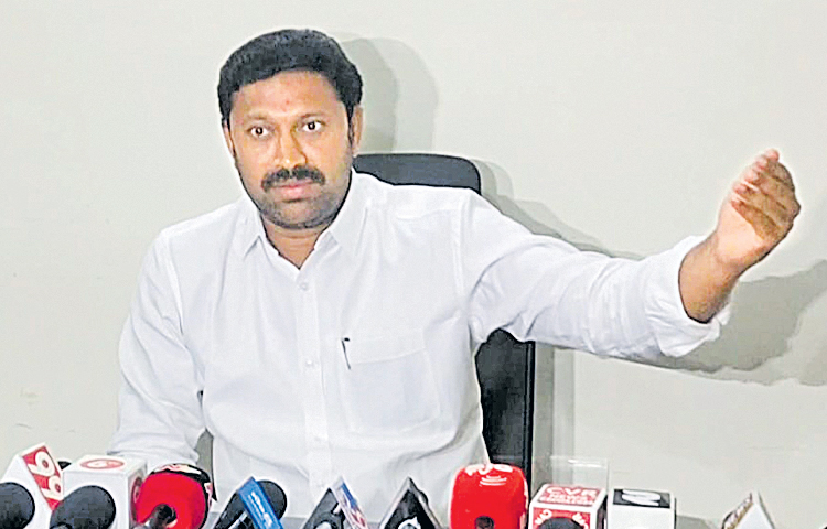avinash_20reddy.jpg